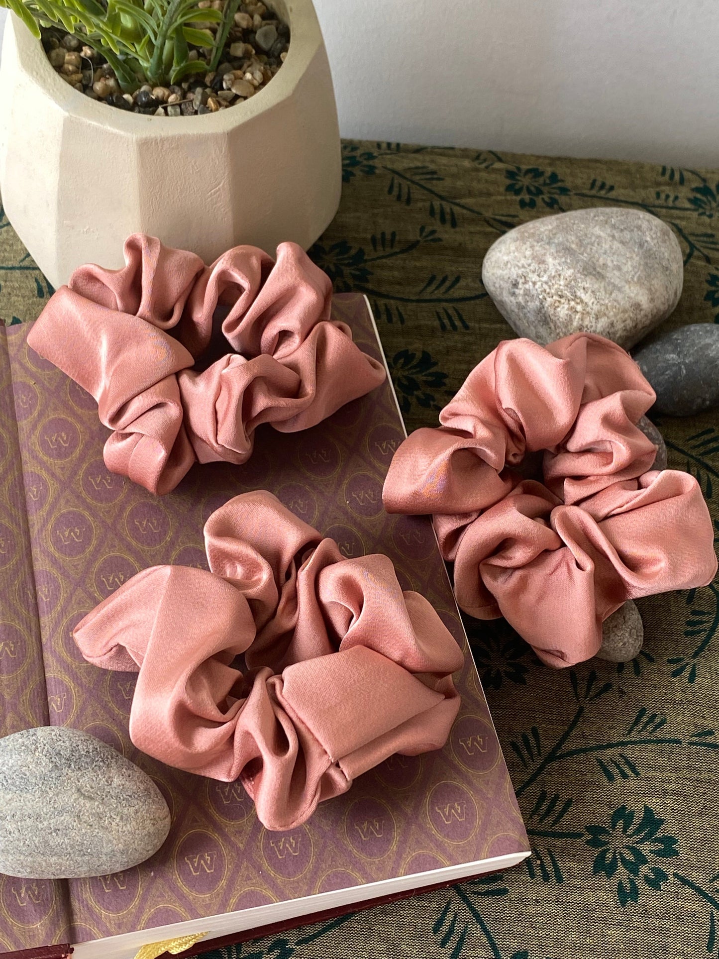 Ted & Bubs Ponytail Holders Softie Scrunchie - Rosé